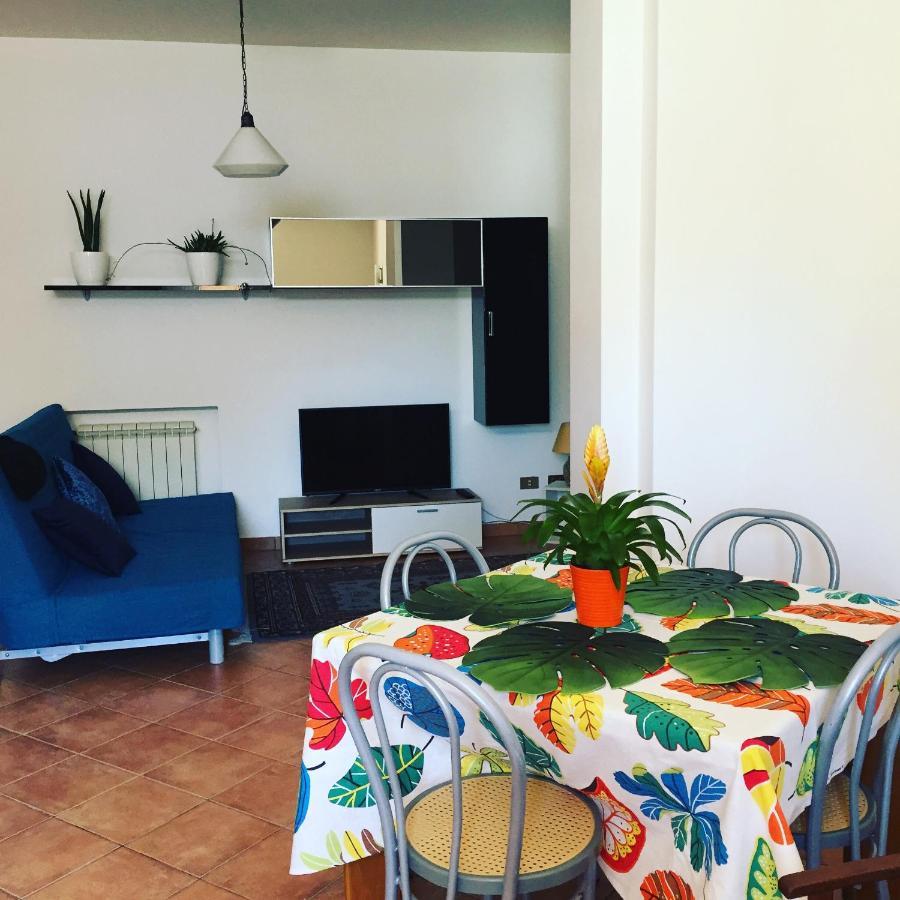 Apartment In The Center Terrasini Bagian luar foto